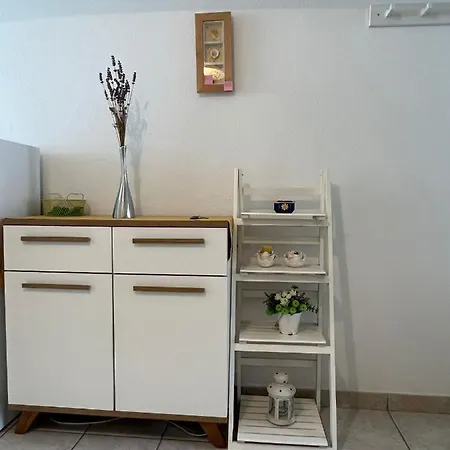 דירה Mira Sumic *